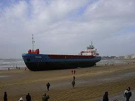 ARTEMIS on les sables d'olonne beach