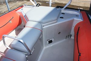AMF 580 QRV (quick response vessel) RIB